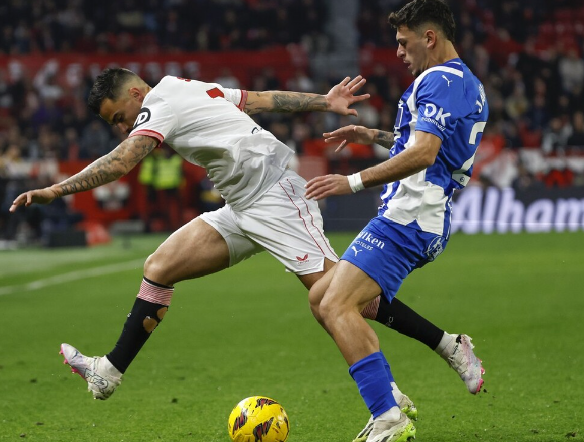 包含国王杯关键时刻走向成谜，西汉姆队长鼓劲，压力陡增，医务组通报恢复的词条